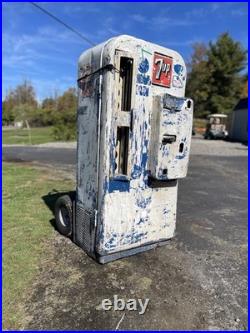 Original Embossed 7 Up Vendo 81 Soda Machine Classic Vintage 44 Vmc