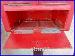 Original Gpo Stamp Vending Machine And Pedestal Rare Post Box Telephone Box