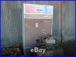 Pepsi Cola Vending Machine (Choice-Vend Brand) CVS-210 Vintage
