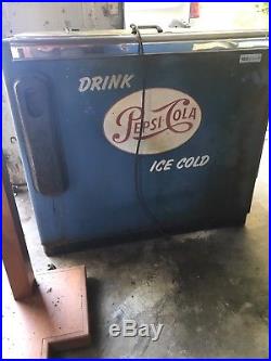 Pepsi Vintage Ideal 85 Machine