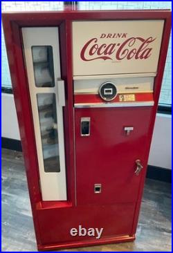 RARE Cavalier 5 cent Working Vintage Coke Vending Machine with key