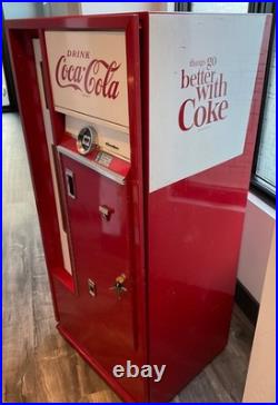 RARE Cavalier 5 cent Working Vintage Coke Vending Machine with key
