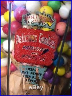 RARE Unrestored Cast Iron COLUMBUS VENDOR Gum Ball Machine vintage one penny