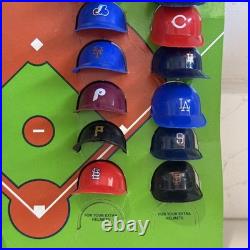 RARE VINTAGE MLB Standings Laich Industries Vending Machine Card With Helmets 84