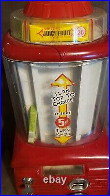 RARE Vintage 1940s North Western 5 Cent Gum Pack Vending Machine Carousel Style