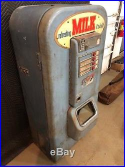 RARE Vintage 1950's Original Vendo 81 Milk Vending Coin Op Machine