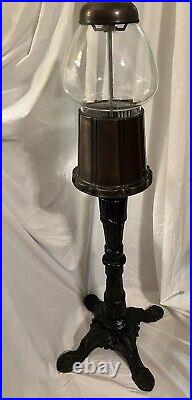 Rare 1980s Vintage Cast Iron Gum Ball Machine
