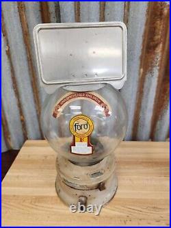 Rare FORD 1 CENT FORD GUMBALL MACHINE Vintage Old Store Gum with Glass Globe