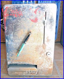Rare Vintage 50c (Half Dollar) Pen Vending Machine / Operational / Restore It Rare Vintage 50c (Half Dollar) Pen Vending Machine / Operational / Restore It