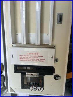 Rare Vintage Hot Donut Vending Machines Working Pair Original Keys