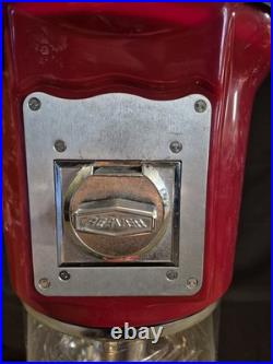 Rare Vintage Road Runner Spiral Gum Ball Machine 25 Cent Beaver Mech