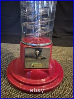 Rare Vintage Road Runner Spiral Gum Ball Machine 25 Cent Beaver Mech