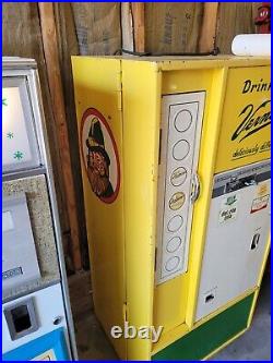 Rare Vintage Vernors Ginger Ale Soda Vending Machine 1964 Gnome 52.5 T Works