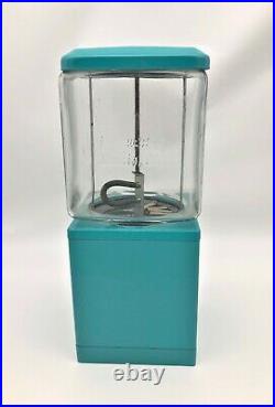 Retro Vintage Northwestern Glass Globe Candy Toy Gumball Machine