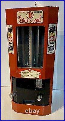 Select-O-Vend, Vintage Penny Candy and Gum Machine circa 1940's, Includes Key
