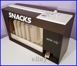 Snak-stix Snack Vending Machine Vintage 1986 Countertop Candy Grabbing Dispenser
