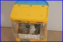 Tomy gacha toy capsule vending machine 1.00 Quarter 2 replacement No Keys