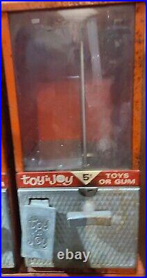 Toy In Joy candy machine vintage