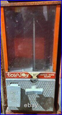 Toy In Joy candy machine vintage