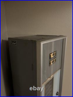 U-Select-It. Vintage Candy & Snack Vending Machine Coin-Operated 15 Cents 1950s
