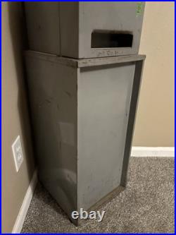 U-Select-It. Vintage Candy & Snack Vending Machine Coin-Operated 15 Cents 1950s