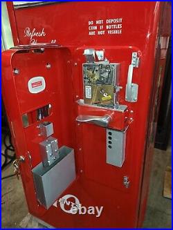 VENDO 81 B Coca Cola Vintage Coke Machine Professional Restoration