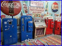 VENDO 81 B Coca Cola Vintage Coke Machine Professional Restoration