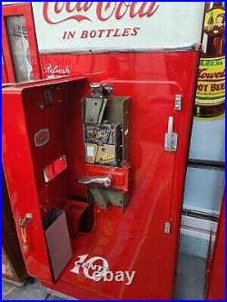 VENDO 81 D Coca Cola Vintage Coke Machine Professional Restoration