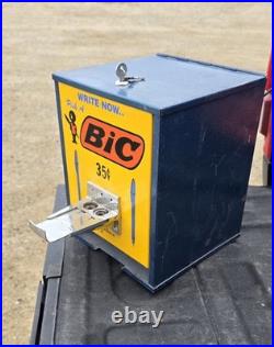 VERY RARE Vintage 1950s BIC Coin Operated School Vending Machine 35 Cents