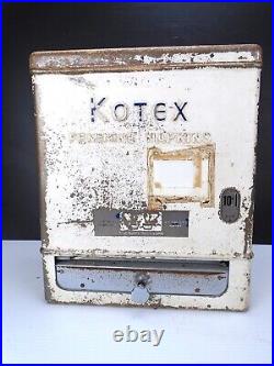 VINTAGE (10 Cent) KOTEX R-34 1958 FEMININE NAPKINS VENDOR 14 x 12 x 7