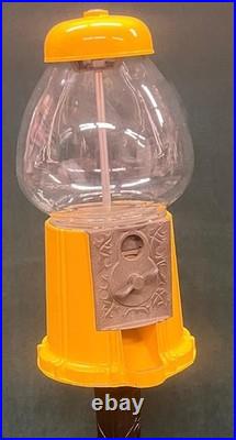 VINTAGE 1940s-1950s CAST IRON GUMBALL MACHINE YELLOW PEDESTAL CANDY DISPENSER