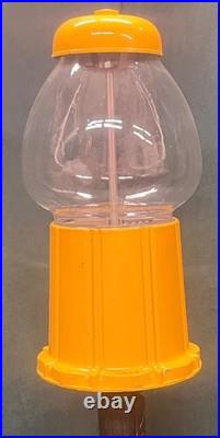 VINTAGE 1940s-1950s CAST IRON GUMBALL MACHINE YELLOW PEDESTAL CANDY DISPENSER