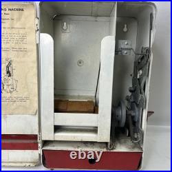 VINTAGE 1950'S BALL POINT PEN COIN OPERATED. 25 CENT VENDING MACHINE Working