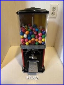 VINTAGE 1950's VICTOR TOPPER 5 CENT GUMBALL VENDING MACHINE