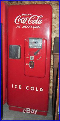 VINTAGE 1950's all orig. Cavalier 51 Coca Cola Machine exc