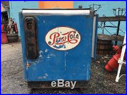 VINTAGE 1950s PEPSI CHEST 2 LEVEL COOLER VENDING POP SODA MACHINE
