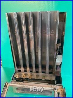 VINTAGE 1cent PENNY VENDING GUM MACHINE
