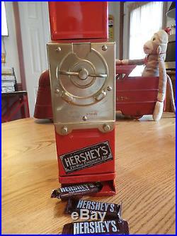 VINTAGE 25 cent HERSHEY'S MILK CHOCOLATE CANDY BAR VENDING MACHINE/HARMON AMCO