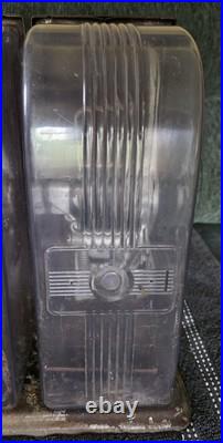 VINTAGE ANTIQUE ART DECO Vending Machine 6 8 11 Cent Postage Stamp Machine