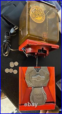 VINTAGE A & A CO 25 CENT Hot Nuts VENDING MACHINE With KEY 1950's 100% WORKS