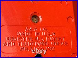 VINTAGE A & A CO 25 CENT Hot Nuts VENDING MACHINE With KEY 1950's 100% WORKS