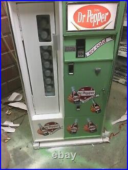 VINTAGE, Drpepper cavalier 60s VENDING. MACHINE, RESTORED, Mancave Garage