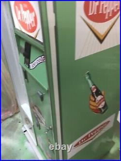 VINTAGE, Drpepper cavalier 60s VENDING. MACHINE, RESTORED, Mancave Garage