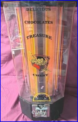 VINTAGE Hershey's Nuggets/ Reeses PB Cups 25 Cent Vending Machine With Key Works