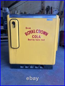 VINTAGE IDEAL 55 SLIDER RC COLA COOLER Vending