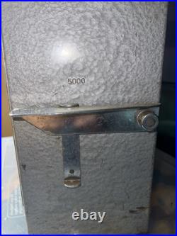 VINTAGE Kleenex 10 Cent pocket pack tissue vending machine