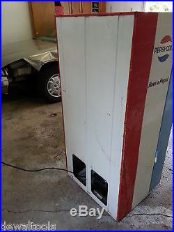 Vintage Pepsi Soda Vending Machine