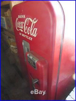 Vintage Upright Untouched Vendo 39 Coke Machine