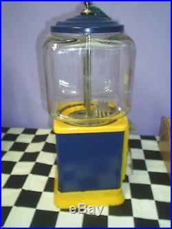 VINTAGE Victor Model topper Glass Globe 1 Cent gumball machine Blue asis
