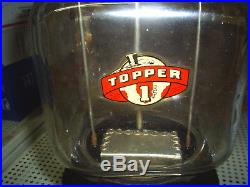 VINTAGE Victor Topper Glass Globe 1 Cent Nuts / Candy Machine 1950's Good Cond